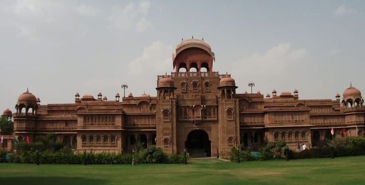 Lalgarh Palace